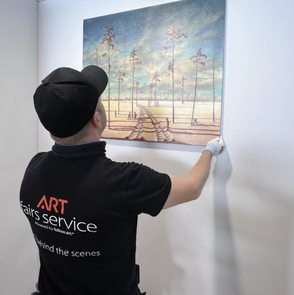 Art hanging service